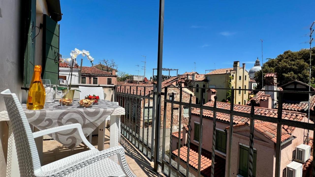 City Apartments Salute-Accademia Veneza Exterior foto